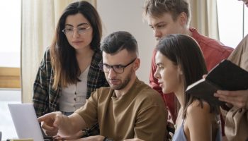 студенты нефтянники